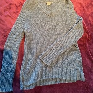 V neck sweater